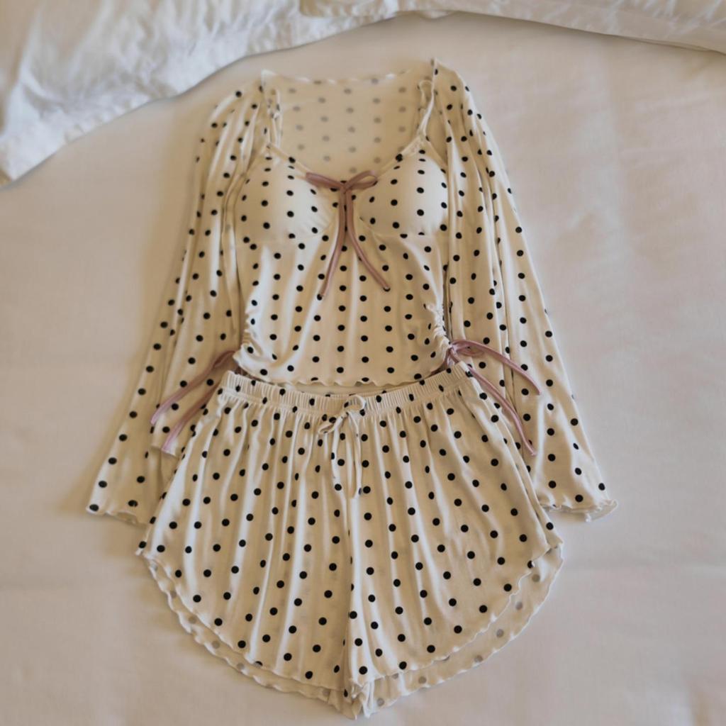 Pigiama da donna con coppe al seno: Set di Tre Pezzi per Primavera, Autunno e Inverno - Stile Chic e Confortevole