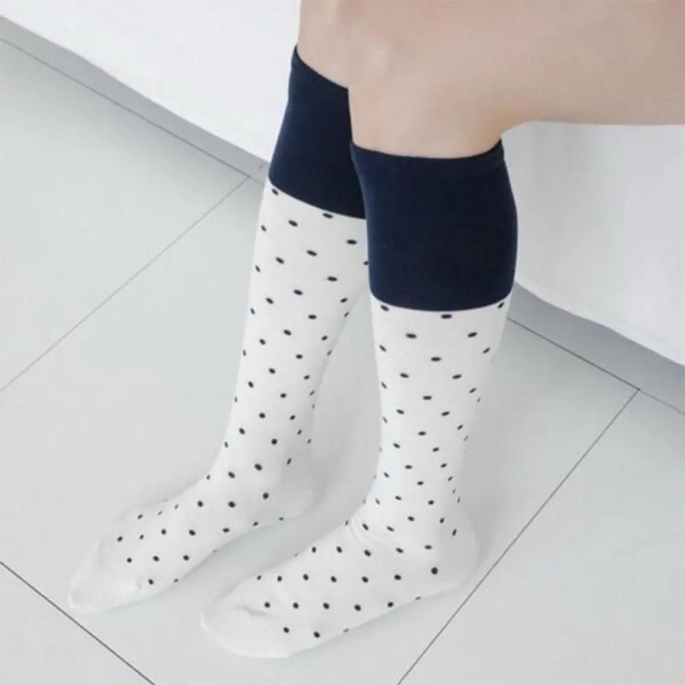 Cute women s polka dot two-color spring socks black