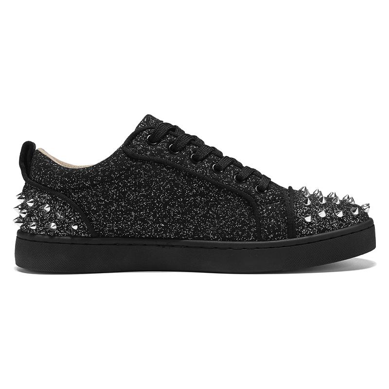 Fashion Black Men's Low Top Board Shoes Men Designer Rivet Bling Punk Board Shoes Fashion Flat Casual Lace-Up Punk Style Cement Ground