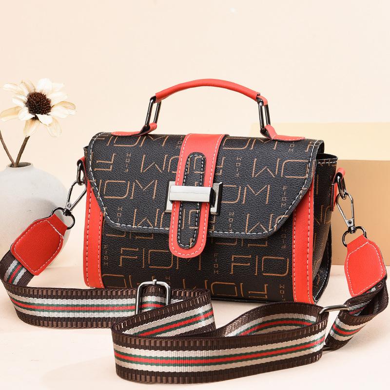 Women's 2025 New Trendy Women's Bag Korean Style One-shoulder Handbag Messenger Bag Fashionable and Versatile Small Square Bag