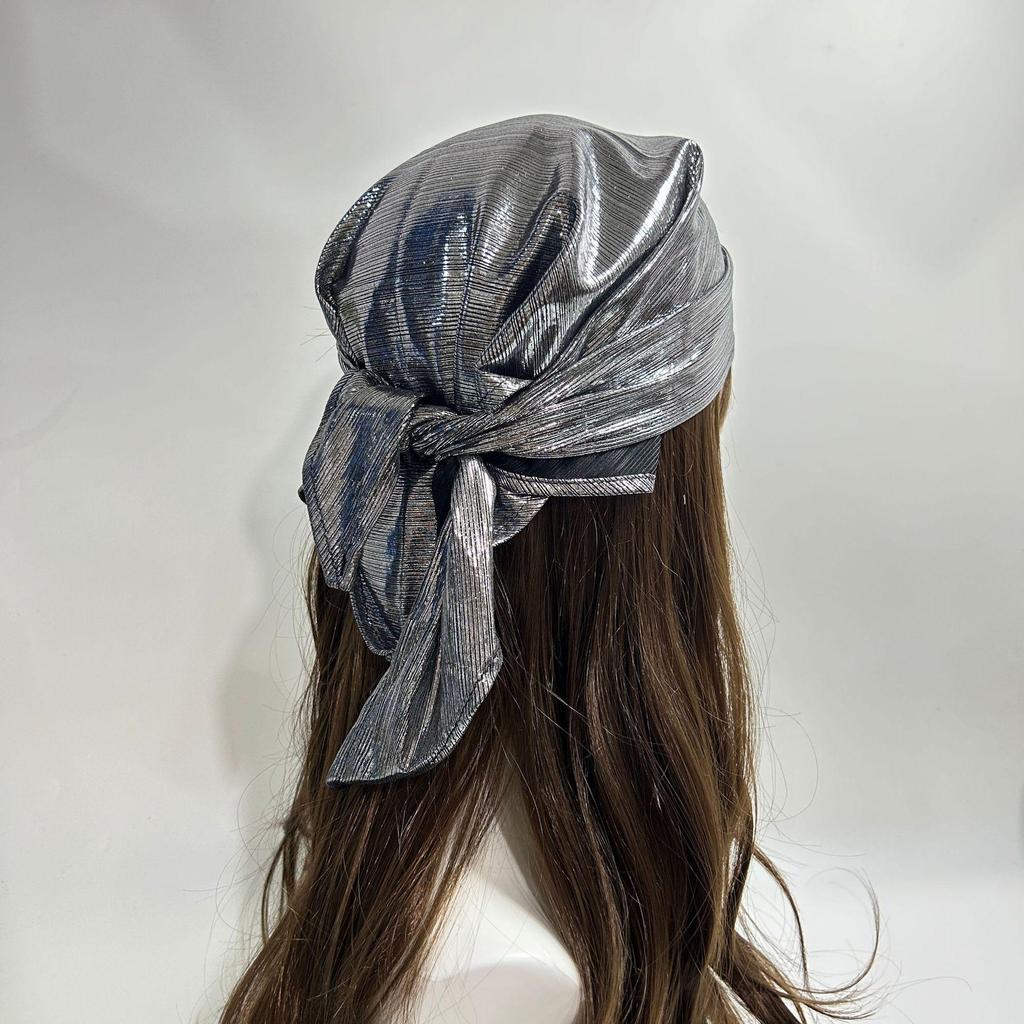 Flüssiges Silber Leopardenmuster Bandana - Y2K Retro Seiden Kopftuch