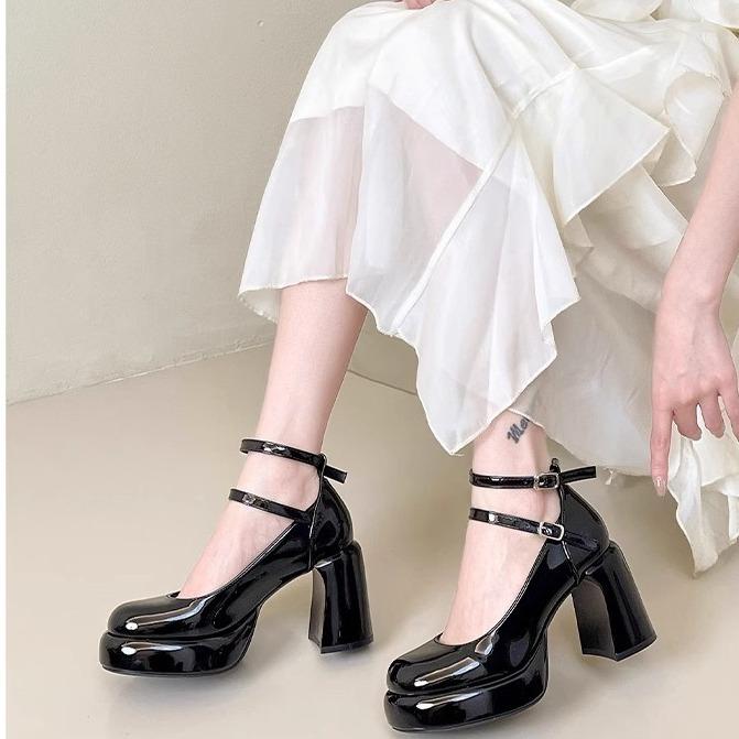 Internet celebrities versatile spring 2025 new thick heel Mary Jane shoes women's burgundy high heels straps single shoes retro