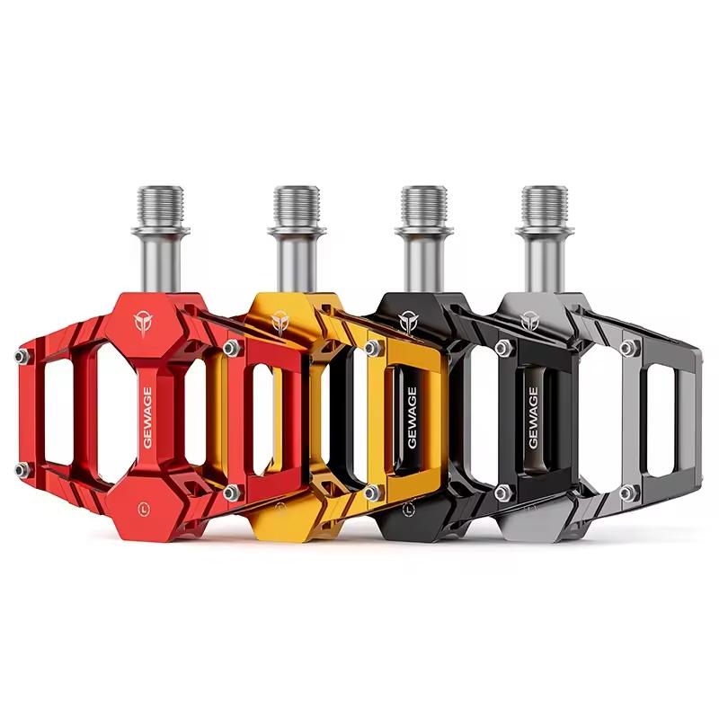 OEMMountain Bike Aluminum Alloy 3 Bearings Pedal Lightweight and Anti-slip Aluminum Alloy Pedals