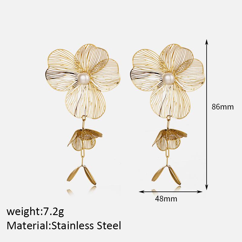 European and American metal three-dimensional flower stud earrings women's sweet and cool ins wind flow Su gold-plated stainless steel earrings earrin