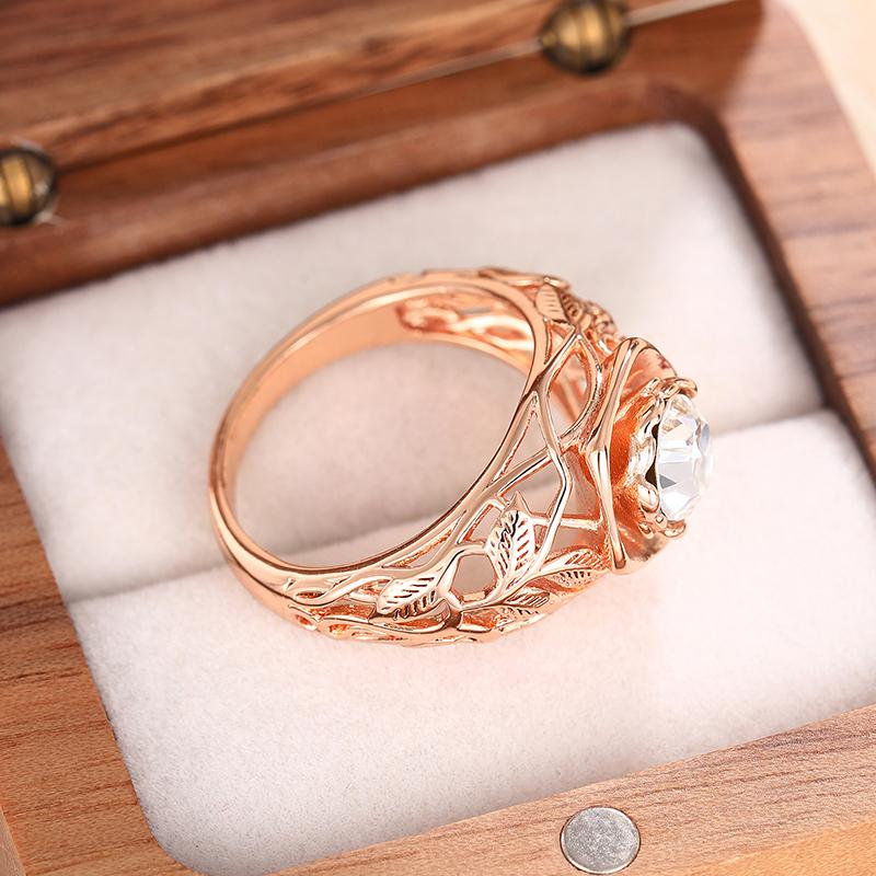 Huitan Aesthetic Rose Gold Flower Ring Female Engagement Accessories with Bright Zirconia Graceful Wedding Band Jewelry