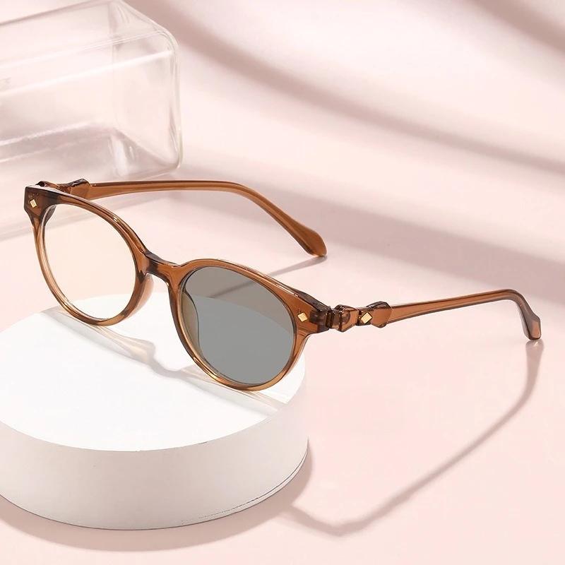Retro Pochromic Myopia Glasses Ladies Anti-blue Light Minus Eyeglasses Outdoor Changing Color Sunglasses Diopter 0 To -4.0