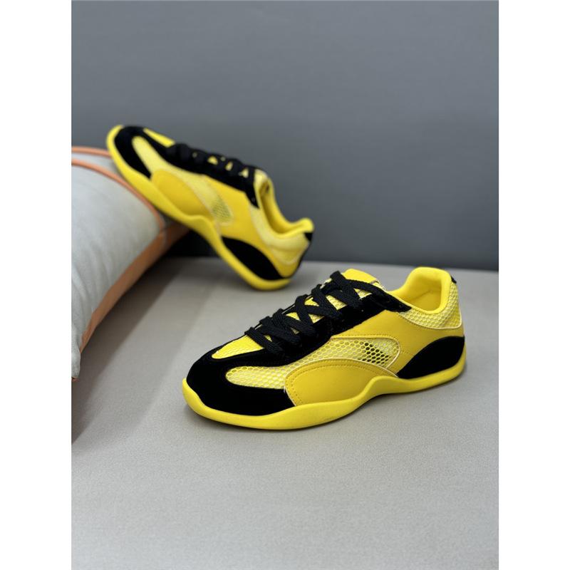 Zapatillas deportivas nuevas y cómodas transpirables y cómodas dnh
