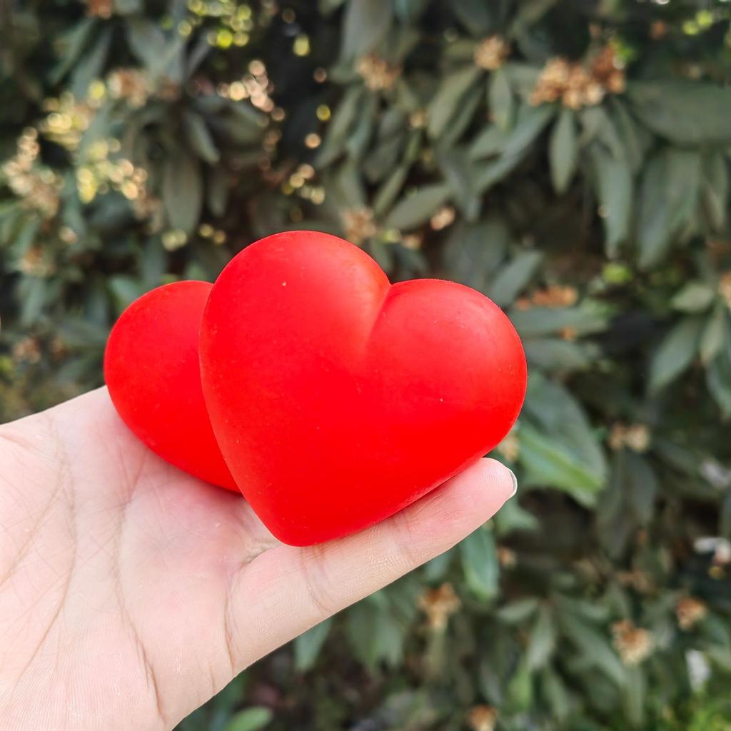 New Stress Relief Toys Red Love Heart Pinch Music Adult Vent Ball Heart-shaped Children's Squeeze Toy Offi Decompression Toys