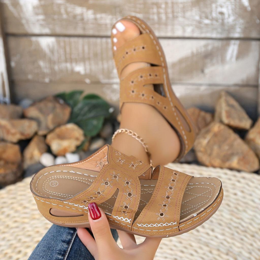Fashion Women Wedge Sandals Orthopedic Open Toe Sandals Vintage Anti-Slip Leather Casual Female Platform Retro Shoes New Slides Women