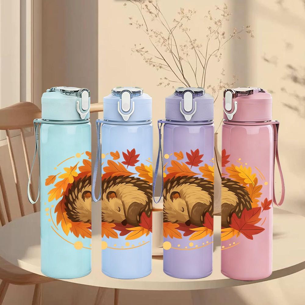 1PC Autumn Hedgehog Wreath Art 750ml Color Plastic Sports Water Bottle Leakproof Flip Straw Lid Suitable for Sports Office Home Use