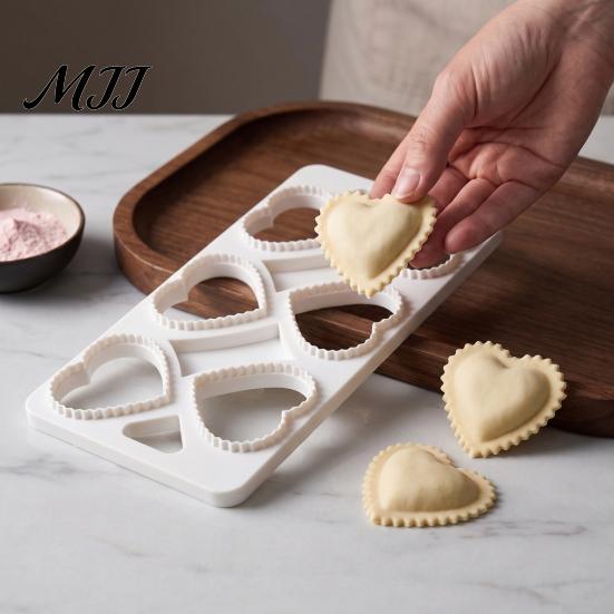 Professional Wonton Press Ravioli Maker Mold, 8-Cavity Dumpling with Zigzag Edge, PLA Food-Safe Efficient Kitchen Tool for Pie, Easy Release Wrapper