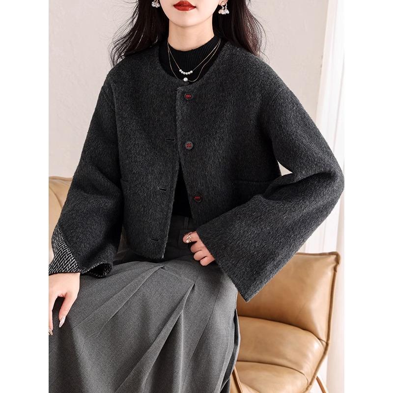 

Осеннее новое двустороннее шерстяное пальто женское короткое высококлассное верблюжье плюшевое шерстяное пальто для маленького человека M-110-70kg