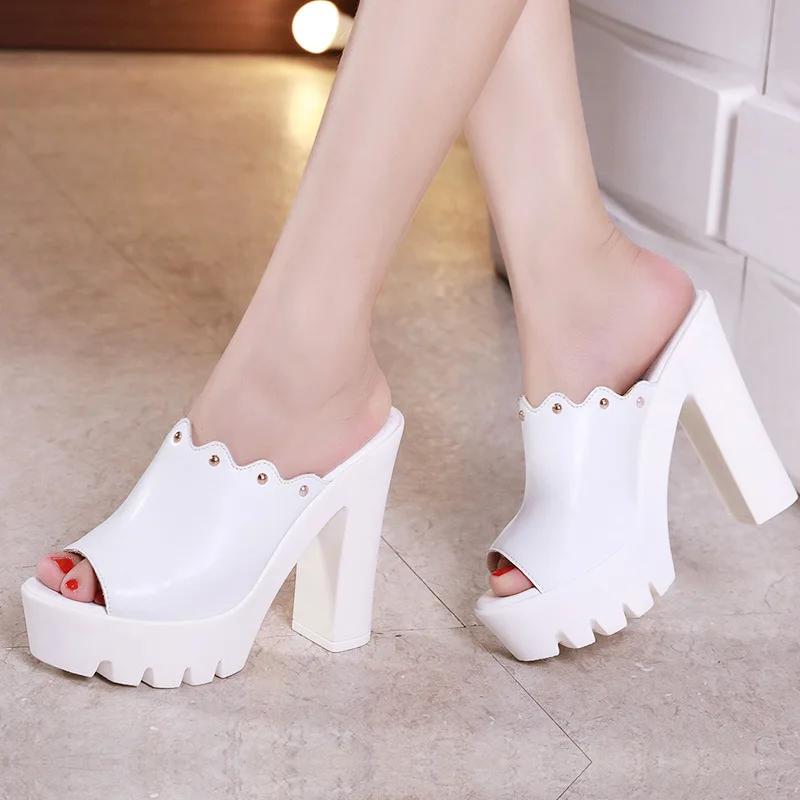 14cm Klein Große Größe 32-43 Dicke Klobige Plateauschuhe Nieten Leder Pantoletten 2025 Sommer Block Hohe Absätze Pantoletten für Model Party
