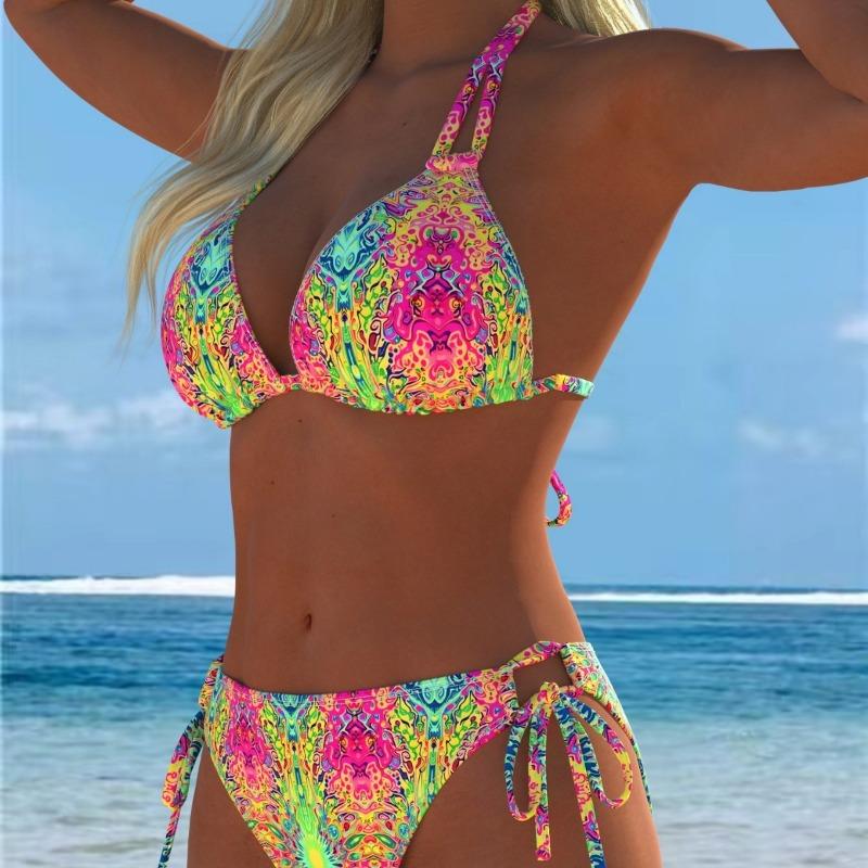 The New European and American Split Printing Splicing Neck Women's Split Swimsuit Bikini Suit Is Sexy