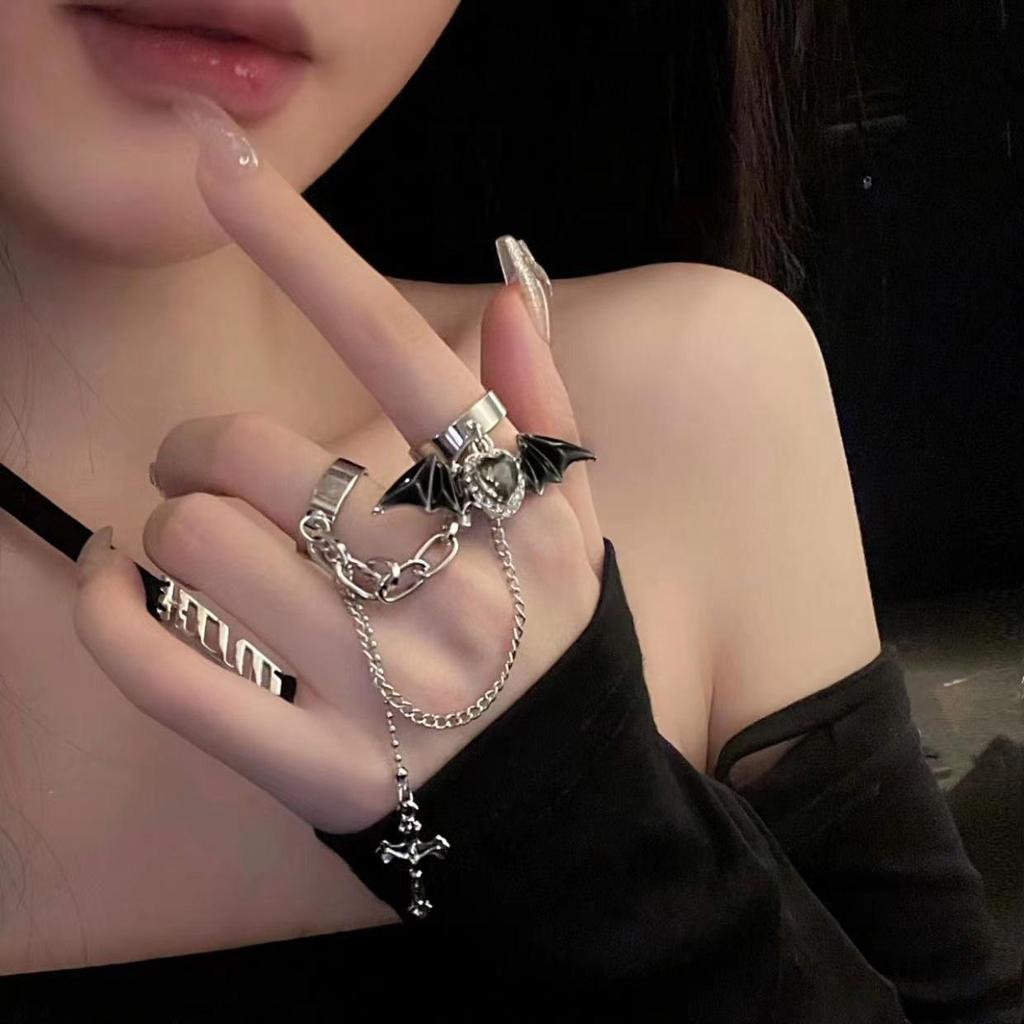 Y2K Black Devil Wings Cross Ring - Trendy Dark Style for Hot Girl Subculture