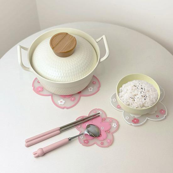 Yousheng Cherry Blossom Silicone Coaster, Heat Insulation Mat for Table, Non Slip Thickened Pad for Cups And
