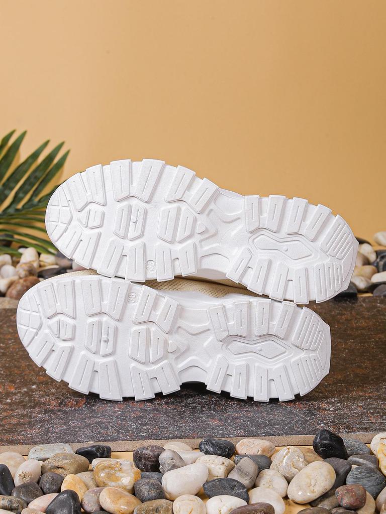 Women's Summer Lightweight Running Shoes - Trendy Flat Bottom Sneakers for Students and Casual Wear