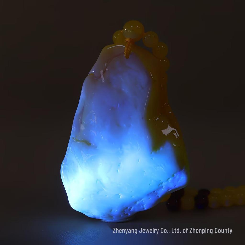 Amber Beeswax Chicken Fat Yellow Pendant Necklace: Unisex Simple Style, Second Generation Handcrafted.