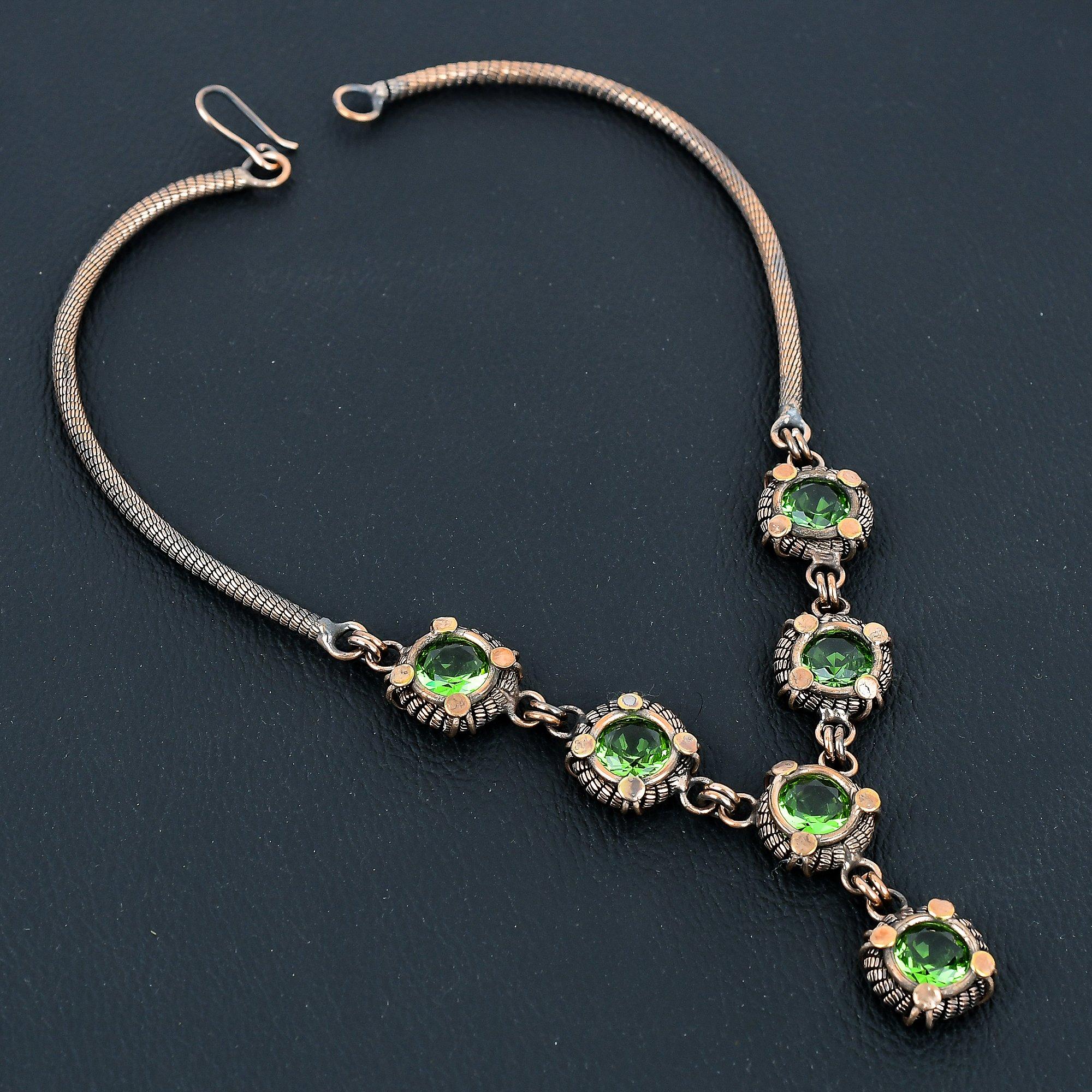 

Ожерелье с цаворитом, украшения ручной работы, ожерелье, обернутое медной проволокой 999 пробы, дизайнерские украшения с драгоценными камнями, ожерелье с регулируемой цепочкой, подарок для мамы