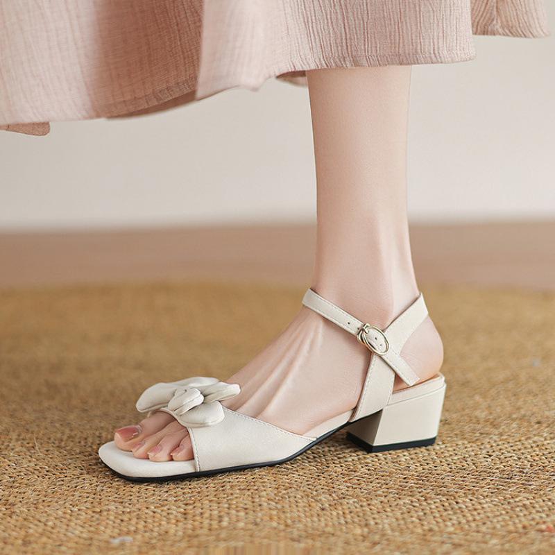 Summer comfortable word with sandals women's casual solid color medium heel sandals women's buckle round head square heel size women's shoes