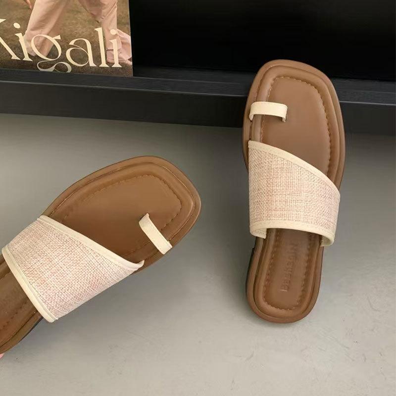 Korean ins trendy cover toe cool slippers women's outer wear 2025 summer new soft-soled simple flat sandals women