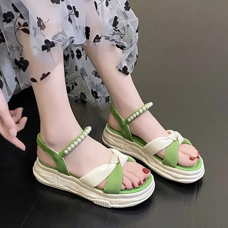Perlová platforma Dámské boty Protiskluzové Horké 2025 Luxusní Nízká cena Korea Levné Likvidace v nabídce Velkoobchod Vip Dámské sandály