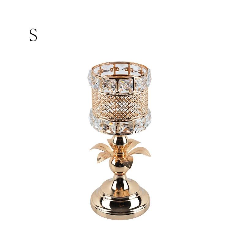 Luxury Classic Metal Candle Holders Vintage Golden Candlestick Home Decoration for Wedding Candelabra Crystal Candle Holder