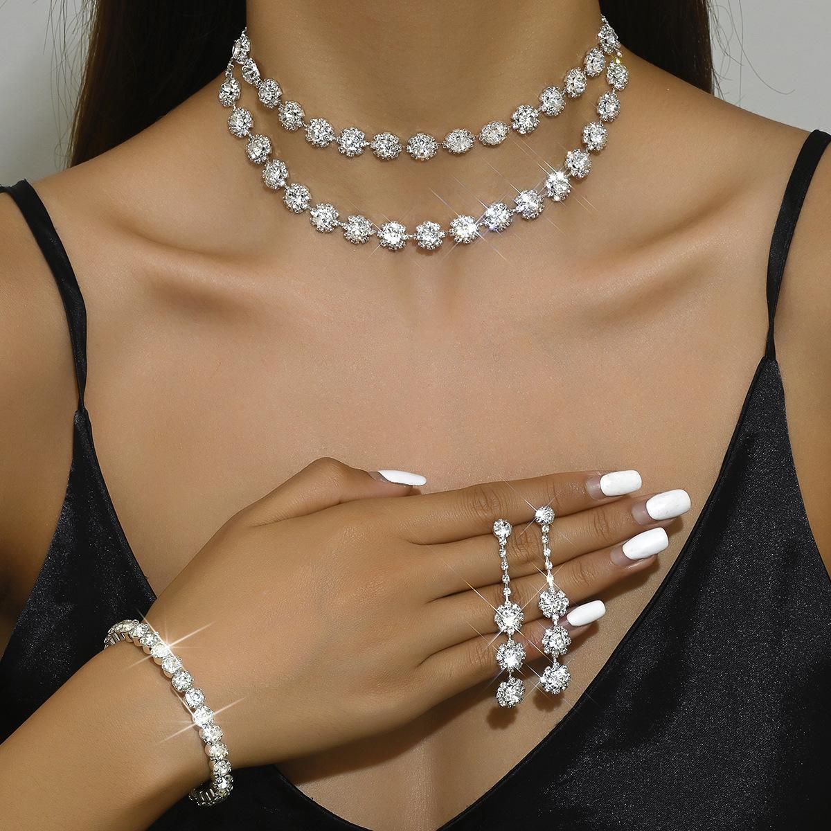 2026 Temperament Bridal Jewelry Set Double Sunflower Rhinestone Necklace Earrings Bracelet Set 45CM