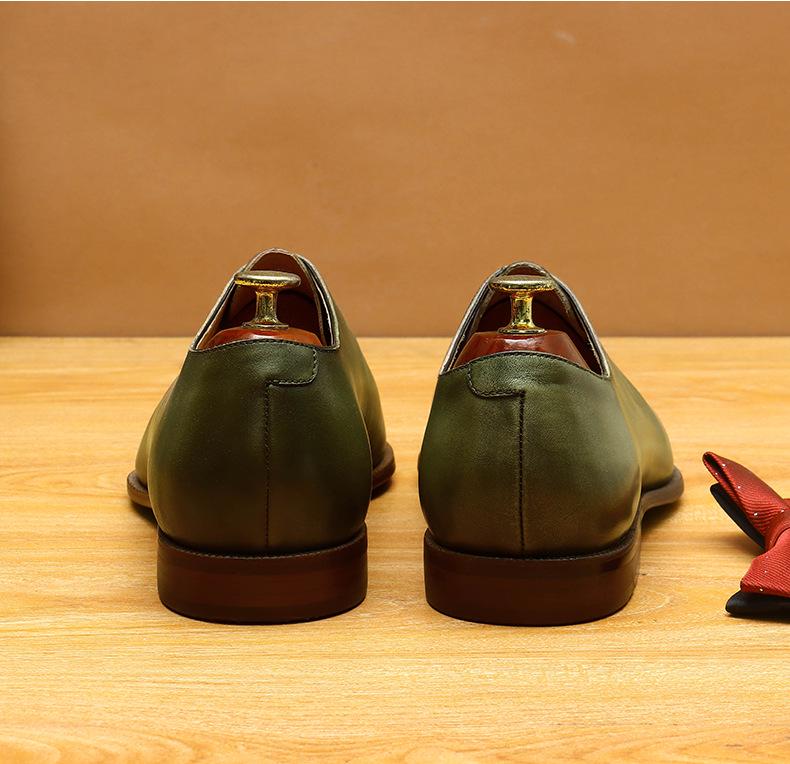 Pánské ručně barvené společenské boty z full-grain kůže se špičatou špičkou - britský formální styl