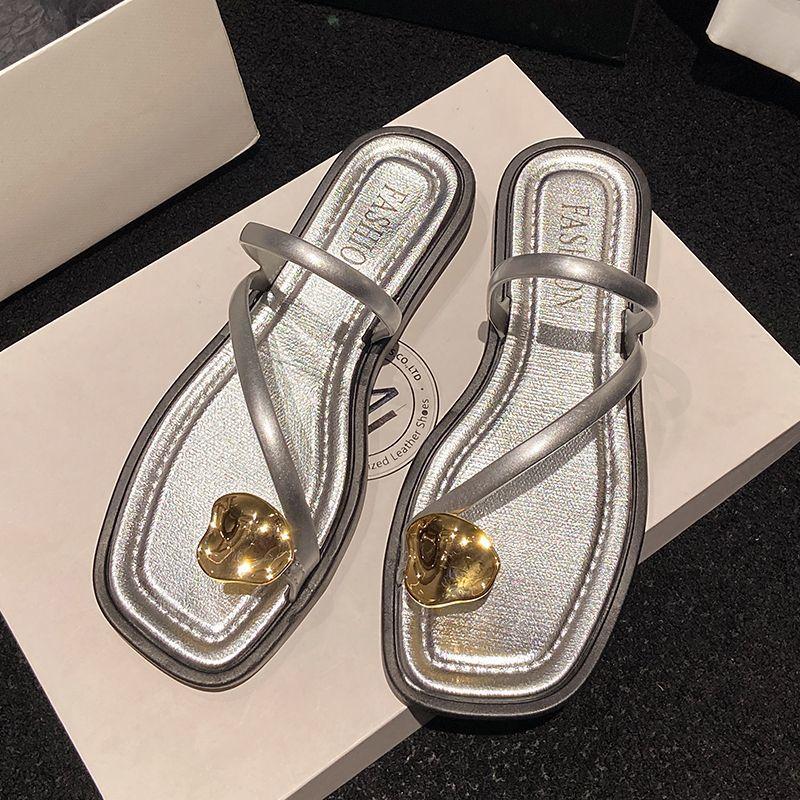 Woman Slippers Outside Shoes for Women on Beach Flat Sandals Promotion Easy Wears Summer Sale Footwear Shoe 2025 Luxury Slides