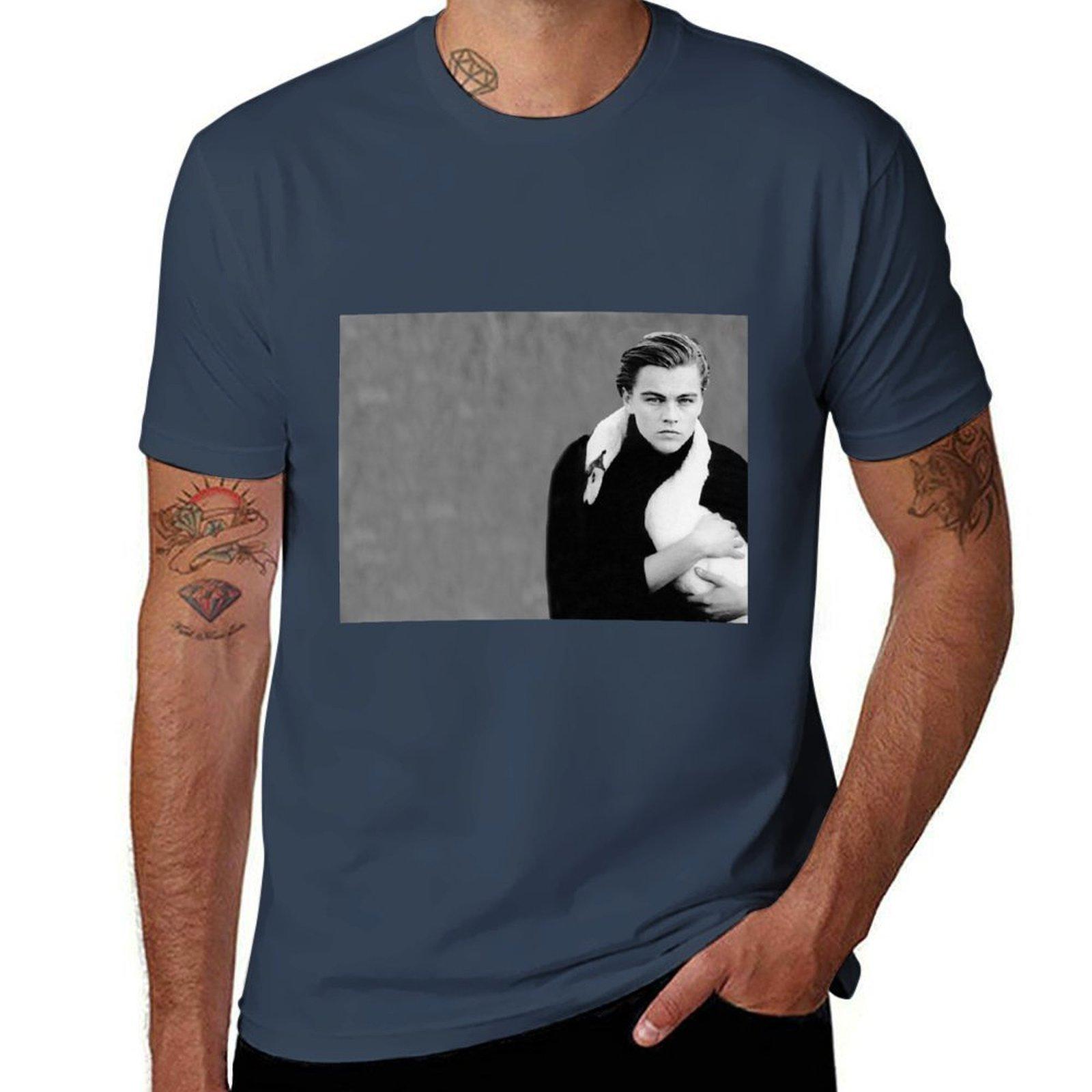 leo and the swan TShirt Casual Loose Fit Short Sleeve TShirt S