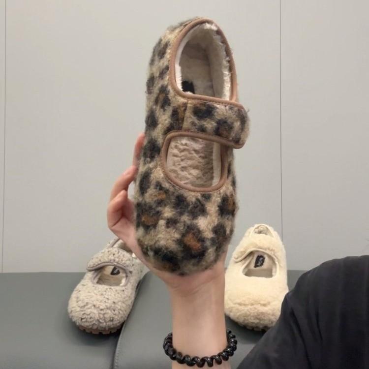 Pantofi de Bumbac cu Imprimeu Leopard Vintage Femei 2026 Noi de Iarnă Confortabili cu Blană Pantofi Plati Calzi Talpă Moale Antiderapantă Pantofi Casual Ușori