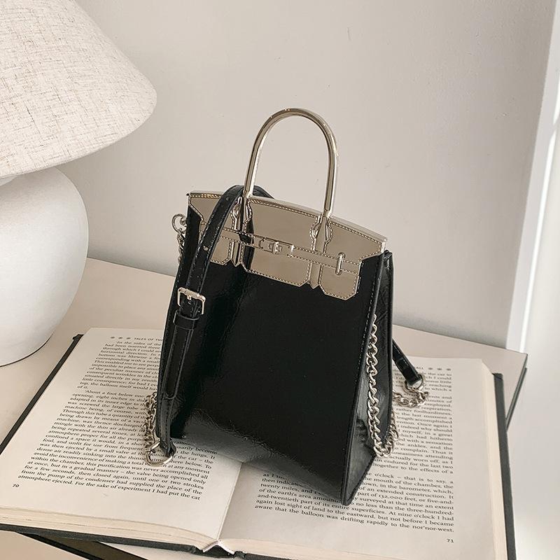 Small bag for mobile phones Women's spring and summer new fashion chain Crossbody bag Mobile phone bag
