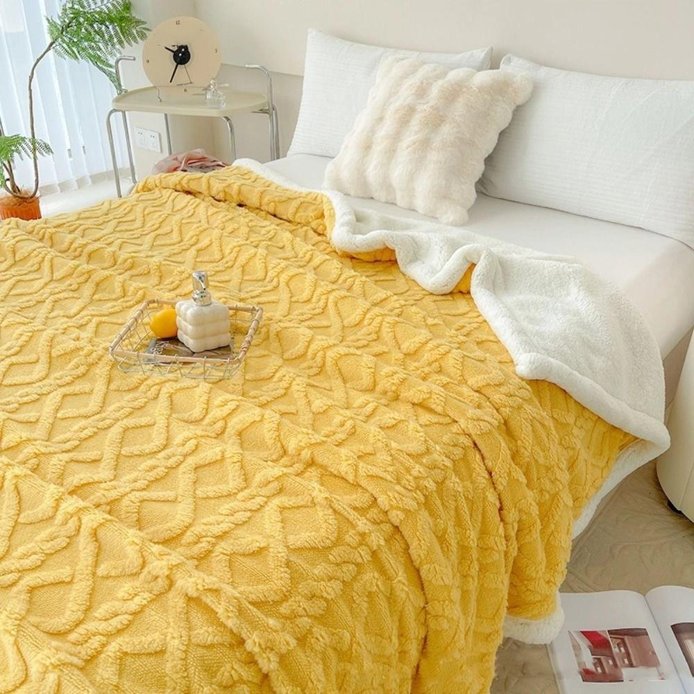 Jacquard Design Coral Velvet Blanket Thicked Office Nap Blanket Rhombus Flannel Blanket  Home