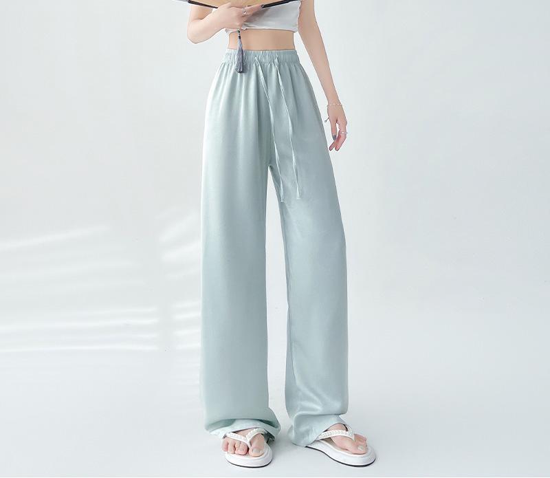 

Женские брюки с широкими штанинами из ледяного шелка с цветочным принтом - Коллекция весна/лето 2025, Повседневный свободный крой M