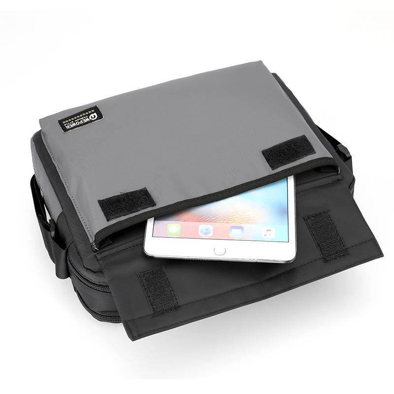 New Men's Lightweight Casual Fashion Crossbody Shoulder Bag for Travel and Outdoor