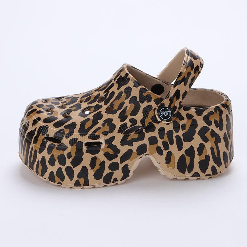 Hole shoes women wear leopard print heightened platform new beach garden shoes cool slippers