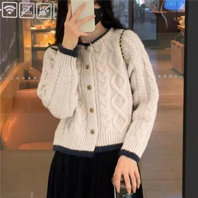 Women's Knitted Cardigan Sweater Coat Autumn Winter High End Design Short Top Korean Style Cable Knit Early Spring Clothing