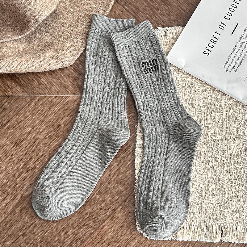 

Korean-Style White Embroidered Mid-Calf Cotton Socks, Sweat-Absorbing, Solid Color, Japanese-Style Dark Gray Long Socks One Size