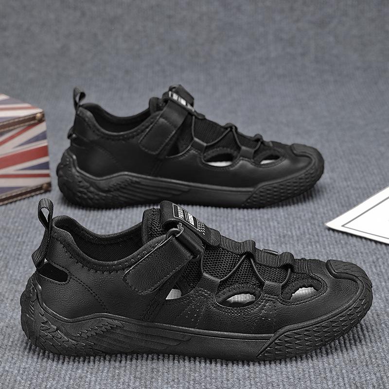 Fashion Men's Summer New Breathable Outdoor Beach Trend Versatile Lightweight Sports Shoes