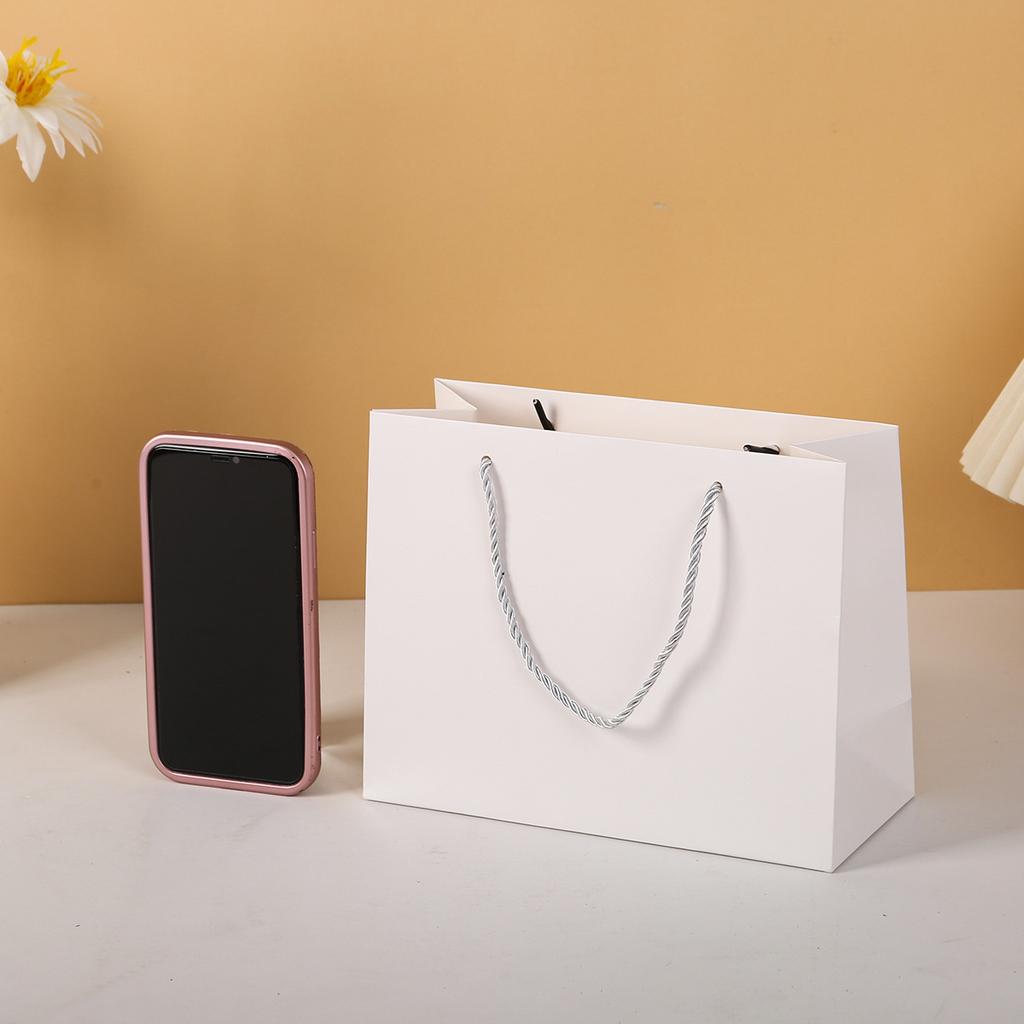 12pcs Elegant Paper Gift Bags with Handles Premium Packaging Bags for Clothing Boutique Shopping Wedding Party Gift Wrap