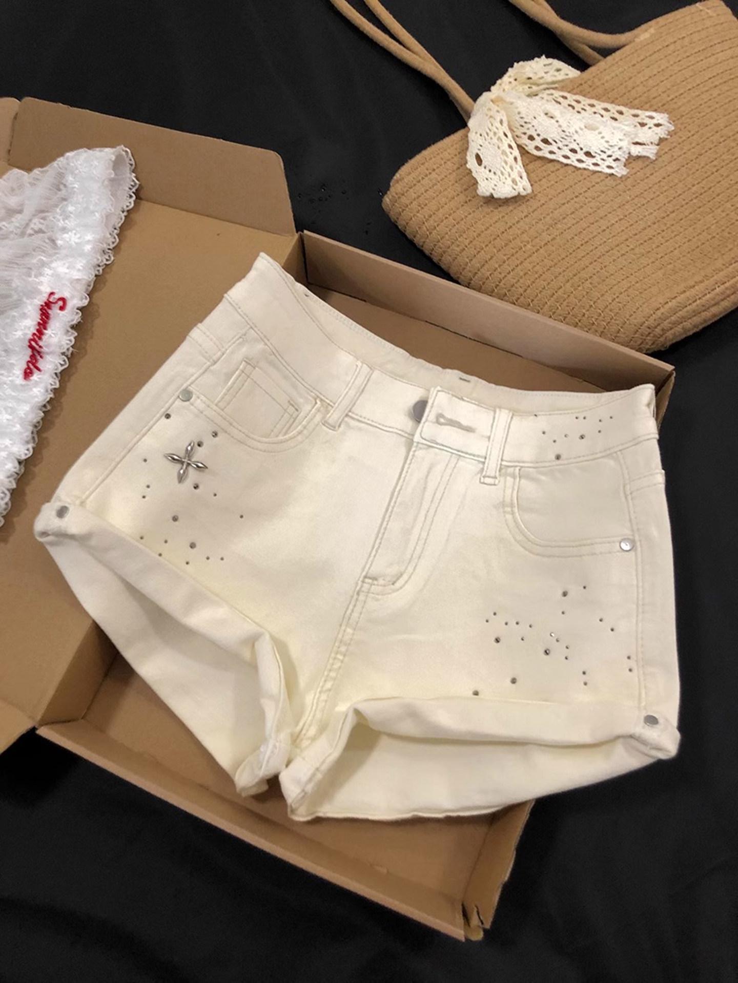 

American High-Waist Rhinestone Denim Shorts - Women s Summer A-line Wide Leg Hot Pants (2026) L