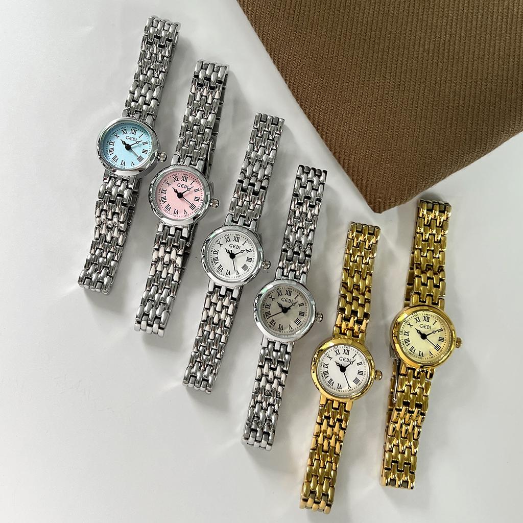 Small And Exquisite Retro Roman Temperament Steel Belt Women'S Watch Niche High-Value Waterproof Quartz Watch