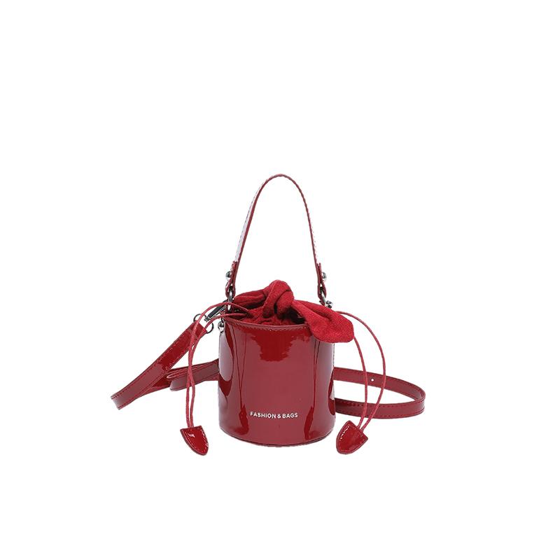 

Модная универсальная красная сумка через плечо из искусственной кожи, женская новая осенне-зимняя сумка-ведро в стиле ретро для поездок на работу, женская сумка с бантом, ручная сумка Mini(Max Length<20cm)