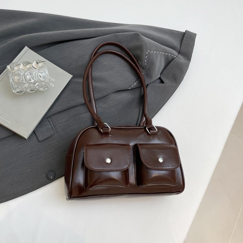 

Premium retro women s bowling bag 2025 new versatile messenger bag fashionable shoulder armpit bag