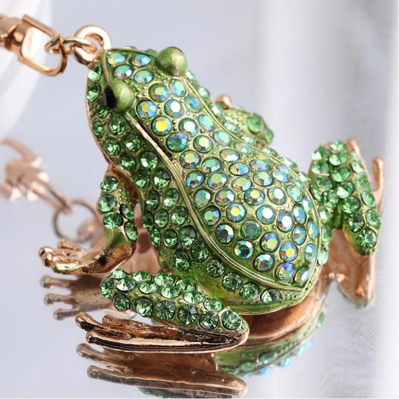1Pcs Unisex 5-Color Animal Key Chain Lovely Crown Frog Keychain For Women Charms Gifts