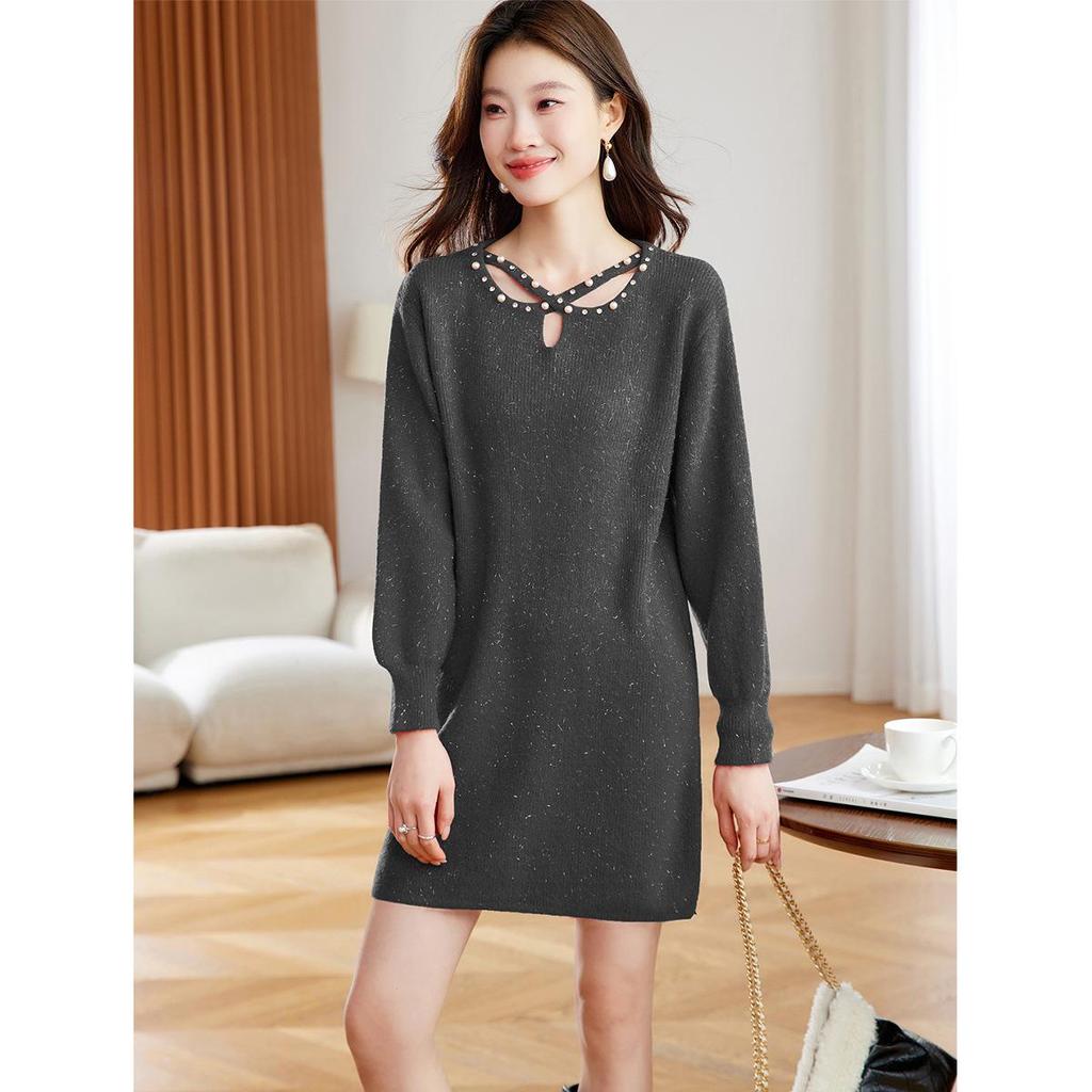 Elegant Beaded Mid-Length Knit Wool Dress for Women – Autumn/Winter 2025 Slimming Solid Base Layer.