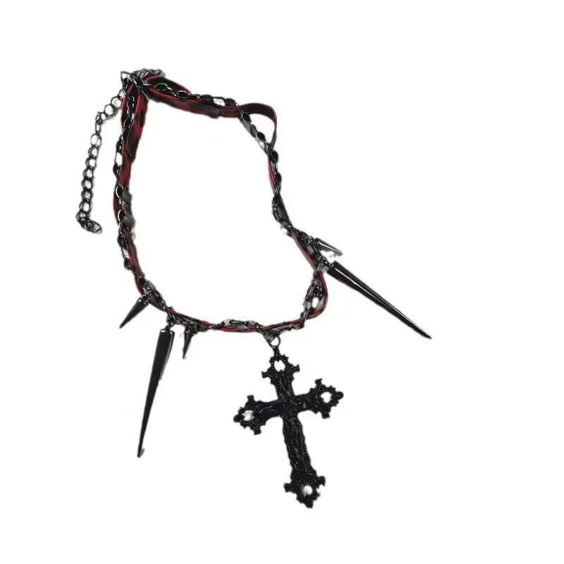 Dark Cross Bead Collarbone Chain Female Heavy Worker Spicy Girl High-end Feeling Sweet Cool Necklace Rivet Hip-hop Accessories