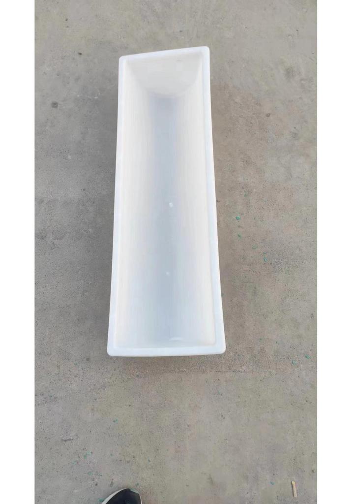 Heated Stainless Steel & Plastic Feed and Water Trough for Sheep and Cattle
