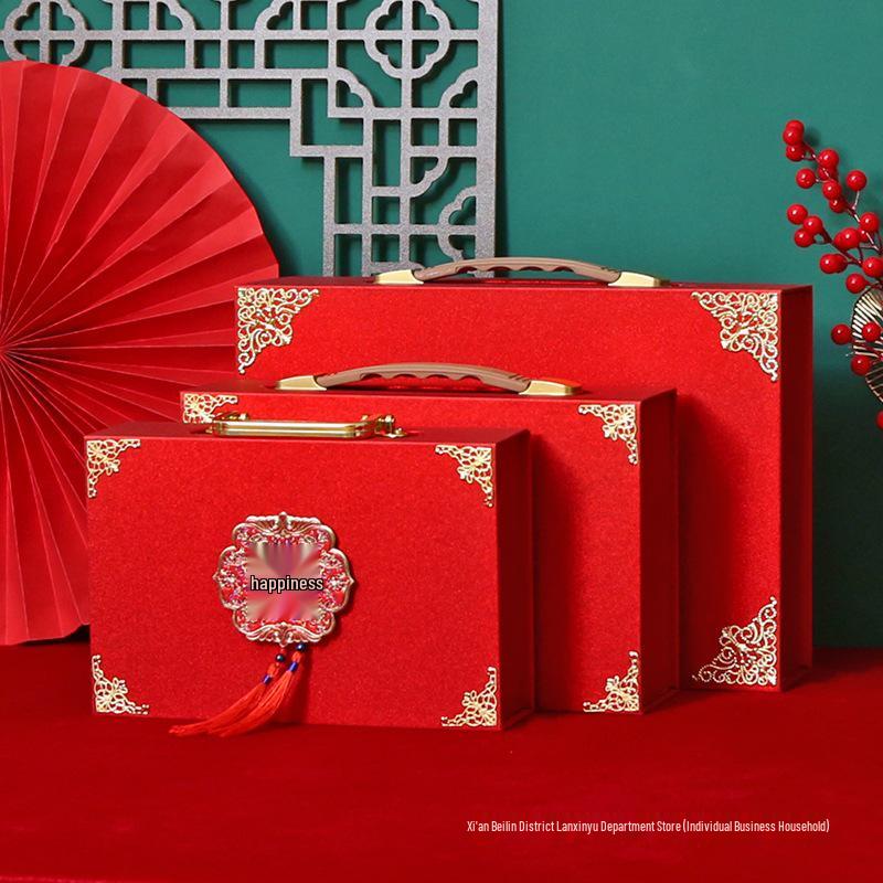 Engagement & Wedding Money Gift Box - Betrothal Chest & Collection